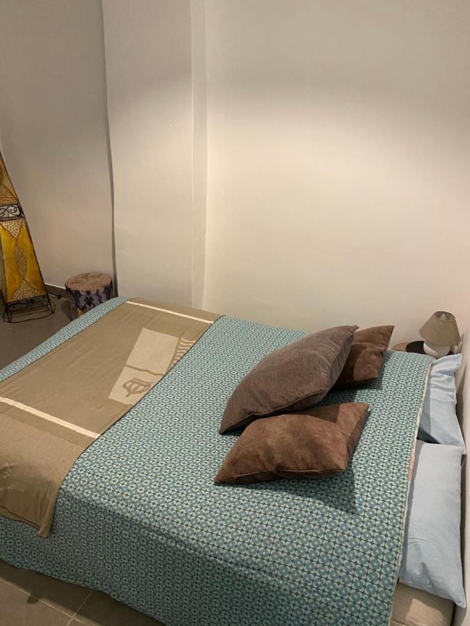 Appartement De La Calade Ла Сиота Екстериор снимка